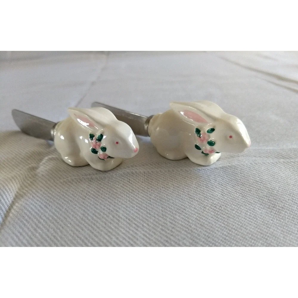2 Bunny Knobler Japan Stainless Spreader Knives + Ceramic Egg Trinket Box Floral